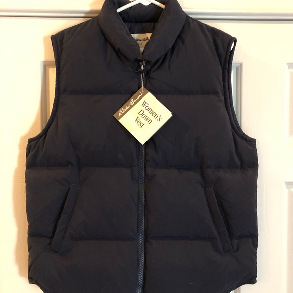 Women’s Eddie Bauer Down Vest. - Picture 1 of 7